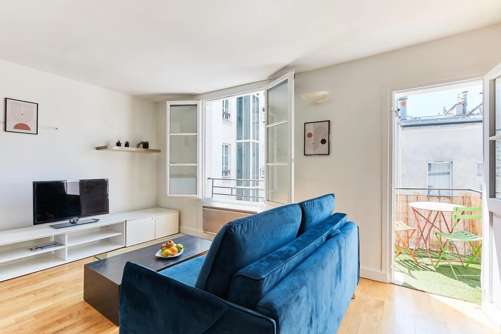 Bnbnook - Chic 1Br With Balcony - Latin Quarter Paris France